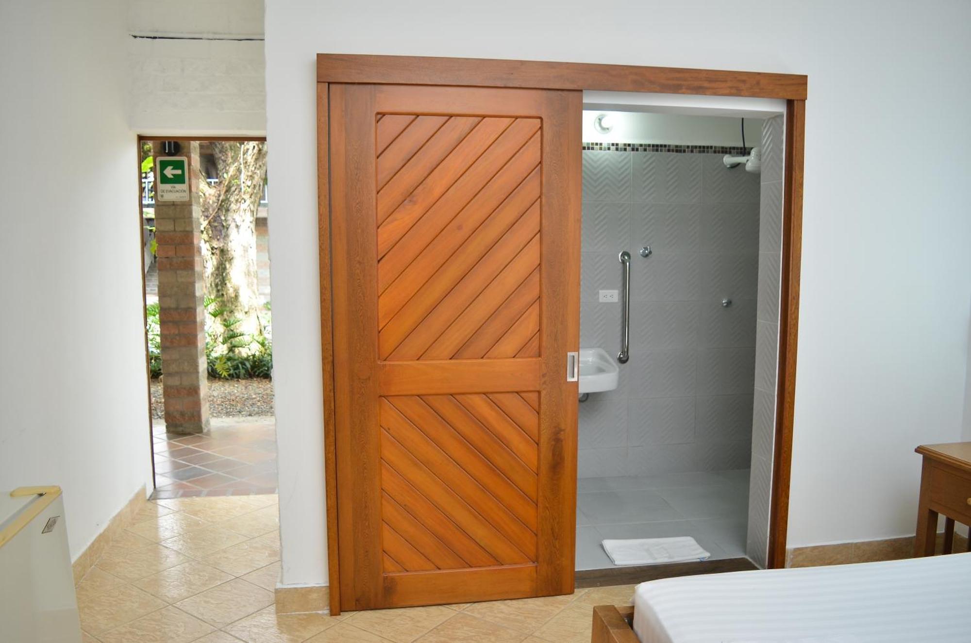Hosteria Horizontes Caucasia Номер фото